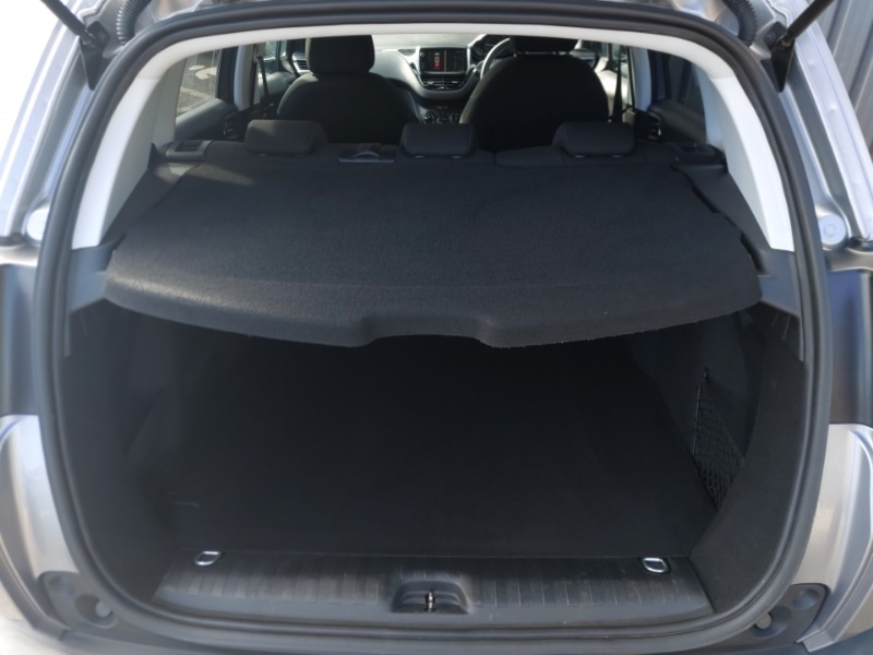 Used Peugeot 2008 2019 for sale - 76502385: Photo 8