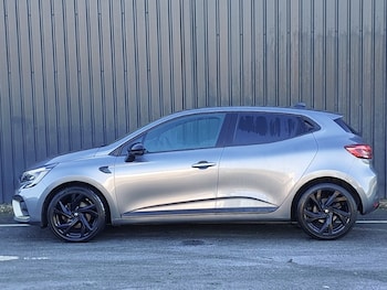 Used Renault Clio 2023 for sale - 77105651: Photo