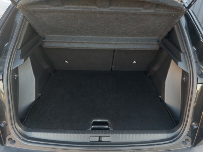 Used Peugeot 2008 2021 for sale - 77209413: Photo 8