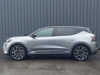 Used Renault Scenic E-Tech 2024 for sale - 76771445: Photo