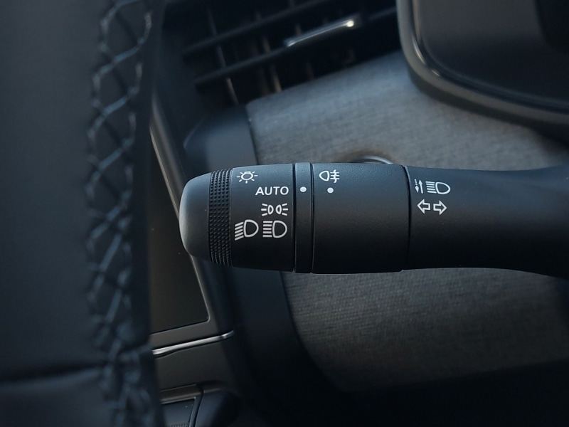 Used Renault Clio 2025 for sale - 76920235: Photo 17