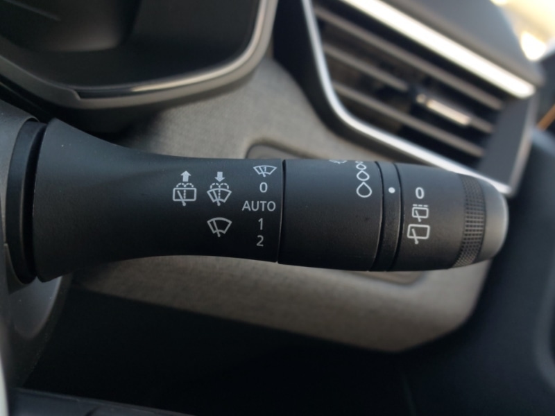 Used Renault Clio 2025 for sale - 76920235: Photo 18