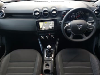 Used Dacia Duster 2021 for sale - 76246424: Photo 2