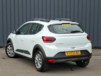 Used Dacia Sandero Stepway 2023 for sale - 79373048: Photo