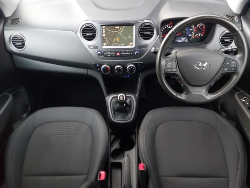 Used Hyundai i10 2019 for sale - 76471511: Photo 2