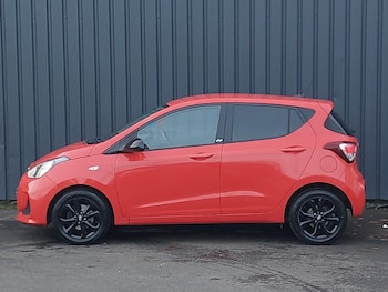 Used Hyundai i10 2019 for sale - 76471511: Photo