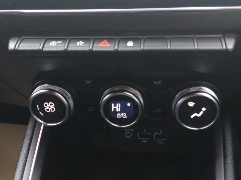 Used Renault Clio 2023 for sale - 77907868: Photo 15