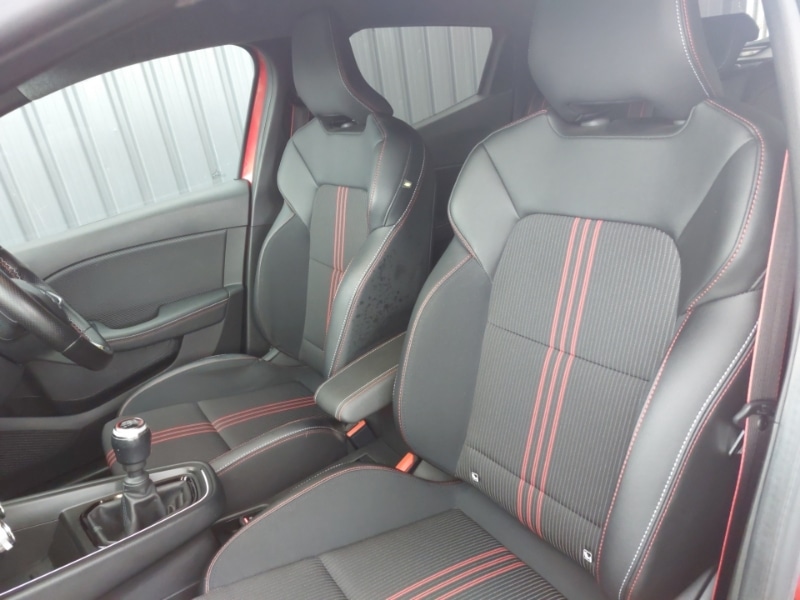 Used Renault Clio 2023 for sale - 77907868: Photo 5