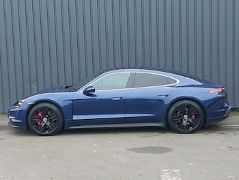 Used Porsche Taycan 2020 for sale - 76920239: Photo