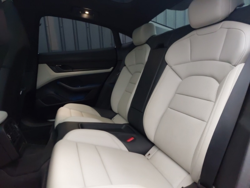 Used Porsche Taycan 2020 for sale - 76920239: Photo 6