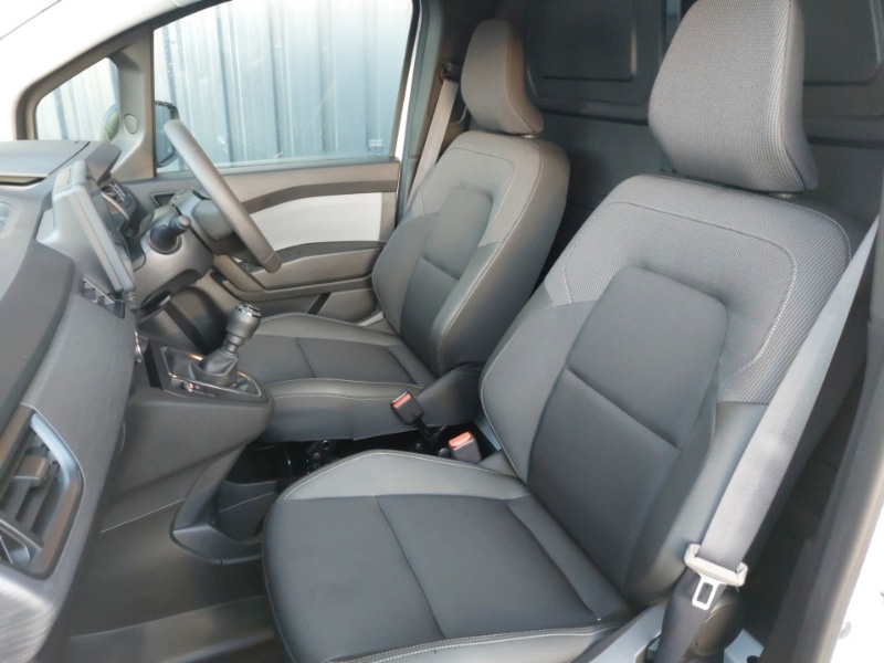 Used Renault Kangoo 2025 for sale - 76343669: Photo 5