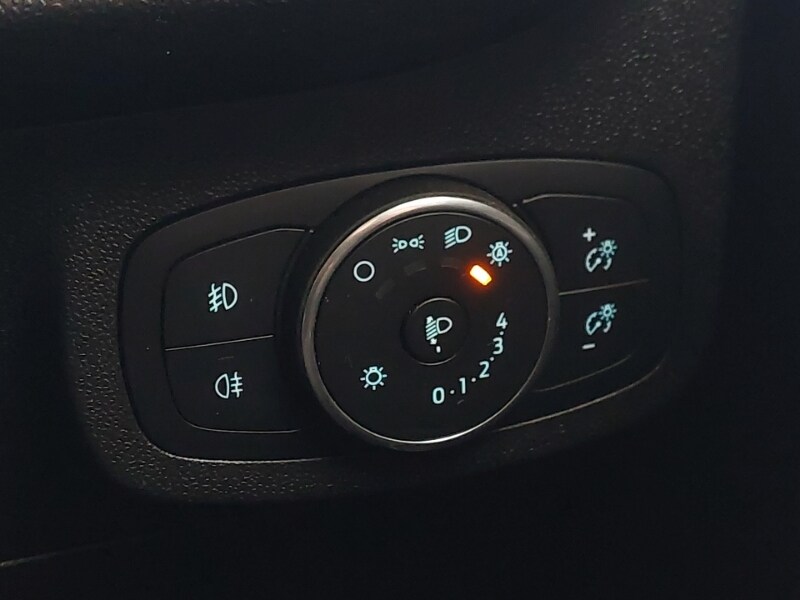 Used Ford Fiesta 2017 for sale - 77453810: Photo 14