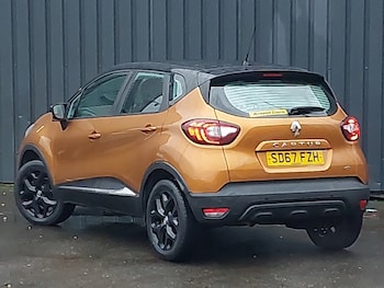 Used Renault Captur 2017 for sale - 76548885: Photo