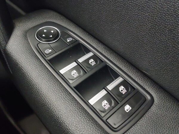 Used Renault Captur 2022 for sale - 76242258: Photo 18