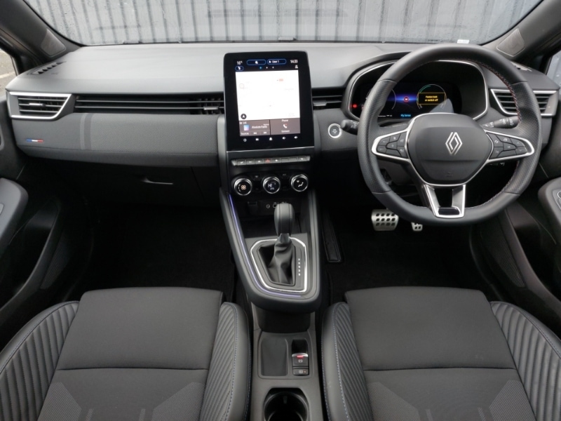 Used Renault Clio 2025 for sale - 77832686: Photo 2