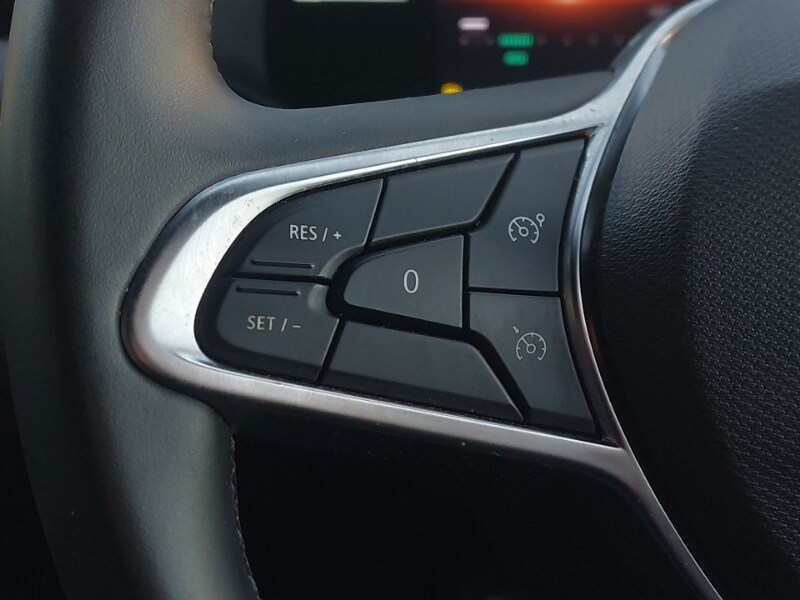 Used Renault Clio 2024 for sale - 77453997: Photo 18