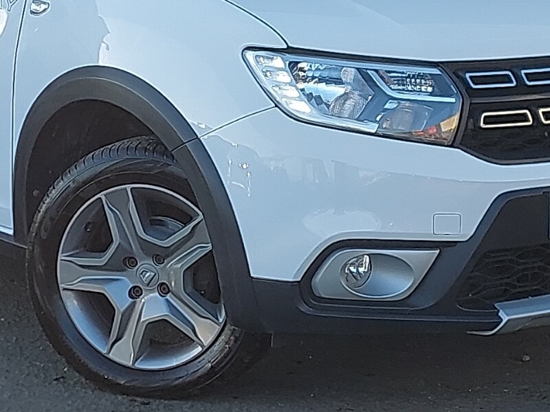 Used Dacia Sandero Stepway 2017 for sale - 76846922: Photo 9