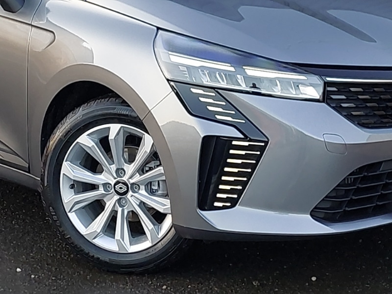 Used Renault Clio 2025 for sale - 76924922: Photo 9