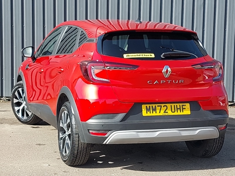 Used Renault Captur 2023 for sale - 78066122: Photo 3