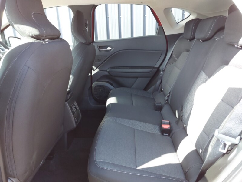 Used Renault Captur 2023 for sale - 78066122: Photo 6