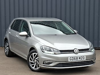 Used Volkswagen Golf 2019 for sale - 79597852: Photo