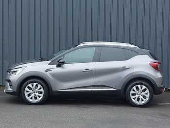 Used Renault Captur 2020 for sale - 77605600: Photo