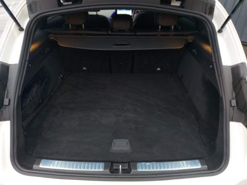 Used Mercedes-Benz EQC 2021 for sale - 76427402: Photo 8