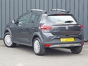Used Dacia Sandero Stepway 2022 for sale - 75558117: Photo