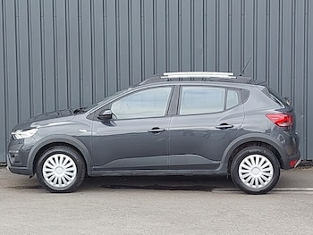 Used Dacia Sandero Stepway 2022 for sale - 75558117: Photo