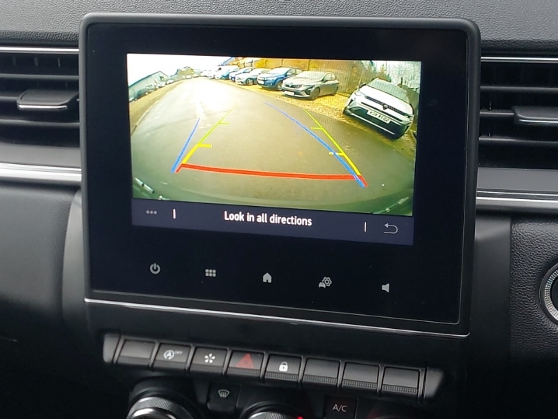 Used Renault Captur 2021 for sale - 76493207: Photo 11