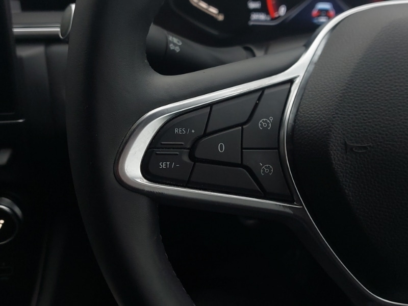 Used Renault Captur 2021 for sale - 76493207: Photo 18