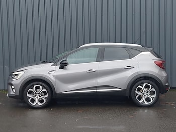 Used Renault Captur 2021 for sale - 76493207: Photo