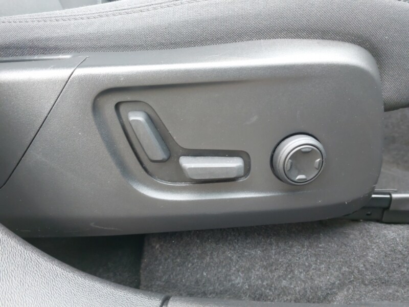 Used Volvo XC40 2023 for sale - 77556246: Photo 15