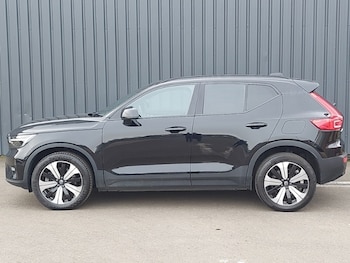 Used Volvo XC40 2023 for sale - 77556246: Photo