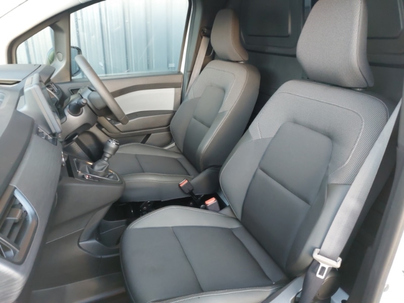 Used Renault Kangoo 2025 for sale - 76343675: Photo 5
