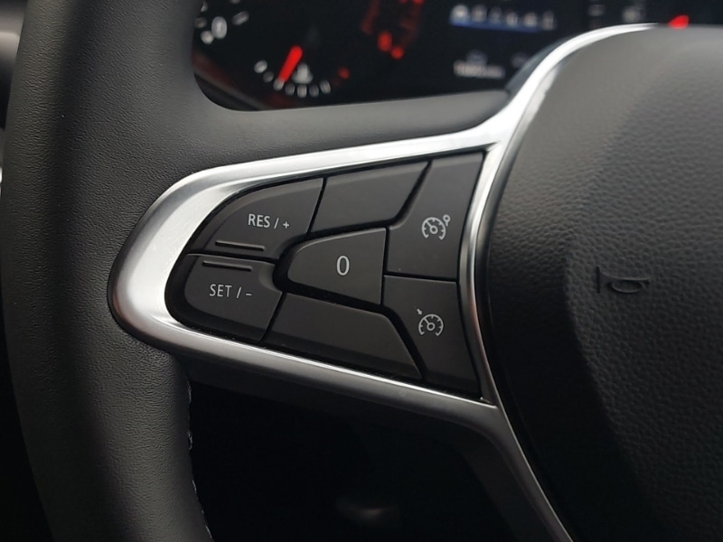 Used Renault Clio 2022 for sale - 76763668: Photo 17