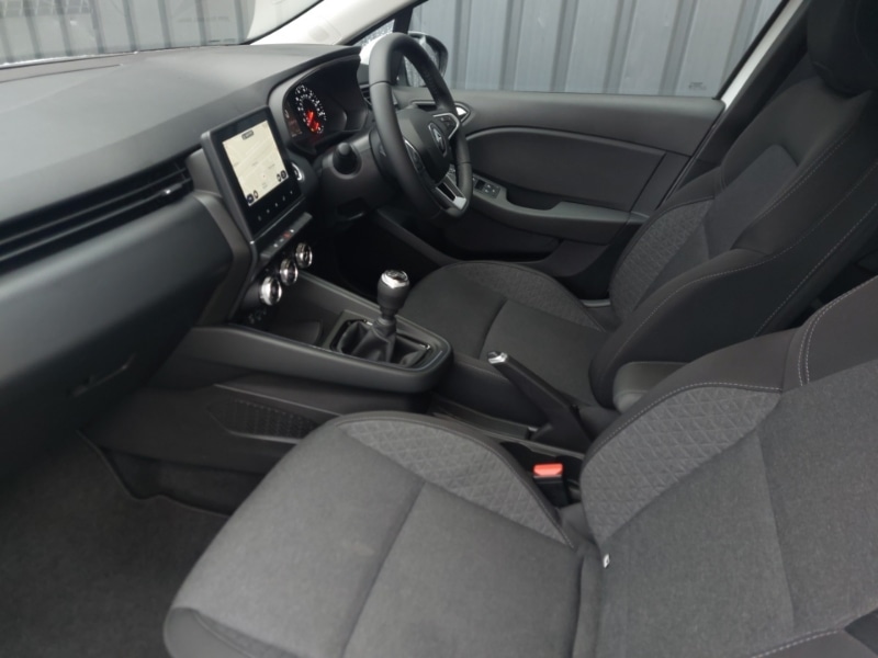 Used Renault Clio 2022 for sale - 76763668: Photo 5