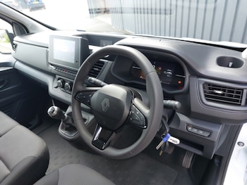 Used Renault Trafic 2024 for sale - 79273866: Photo