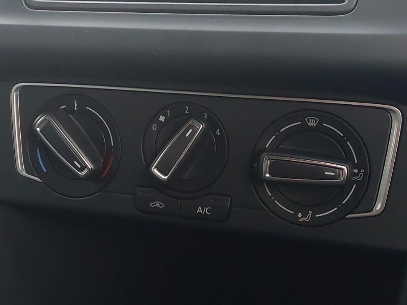 Used Volkswagen Polo 2017 for sale - 77213985: Photo 14