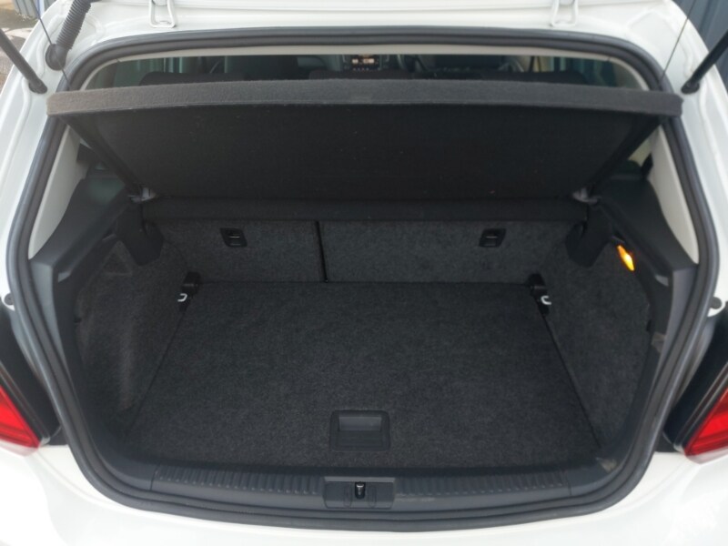 Used Volkswagen Polo 2017 for sale - 77213985: Photo 8