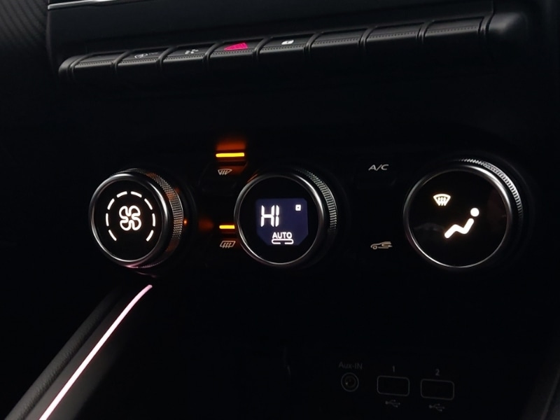 Used Renault Clio 2023 for sale - 76983553: Photo 16