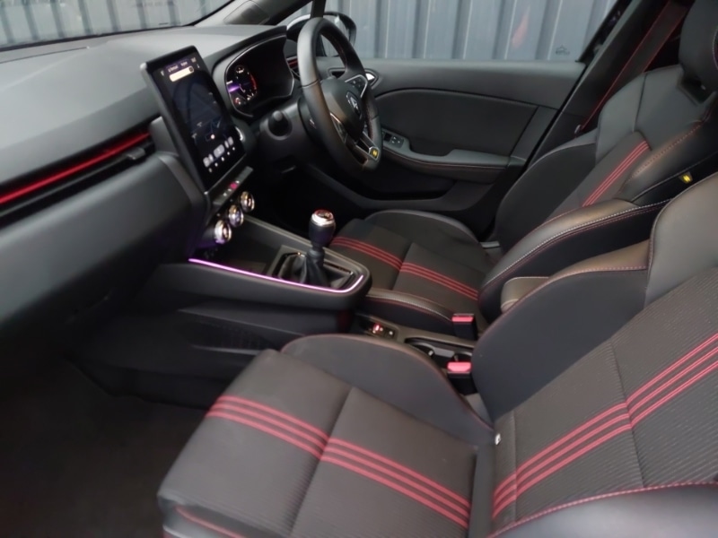 Used Renault Clio 2023 for sale - 76983553: Photo 5