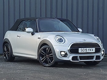 MINI Convertible feature image