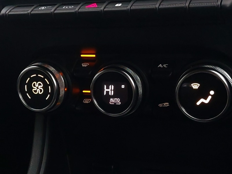 Used Renault Captur 2022 for sale - 77162579: Photo 15