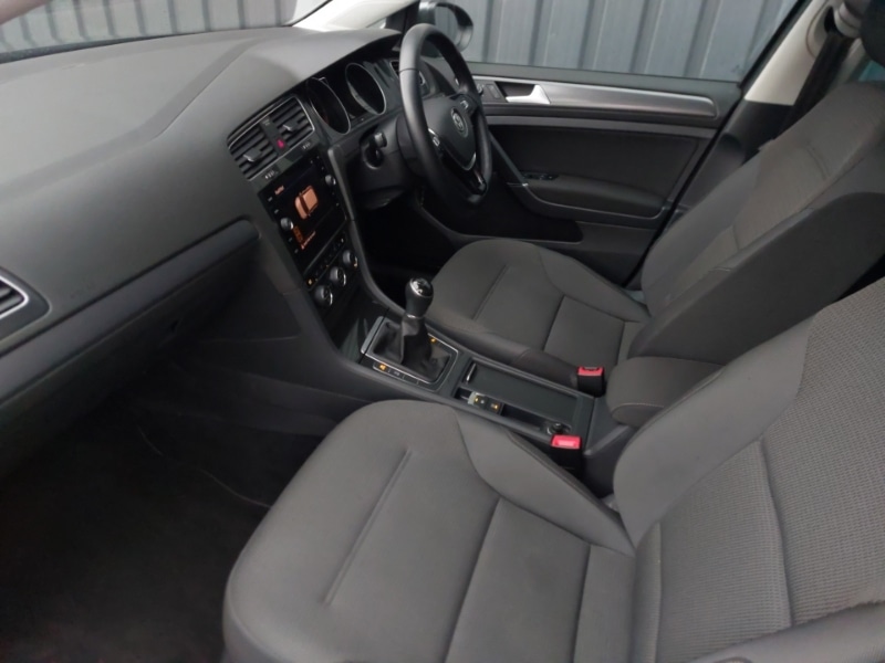 Used Volkswagen Golf 2020 for sale - 77418870: Photo 5