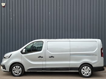 Used Renault Trafic 2024 for sale - 79505572: Photo