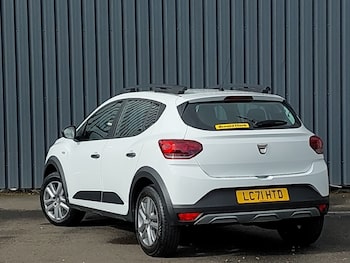 Used Dacia Sandero Stepway 2021 for sale - 77832736: Photo
