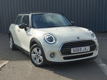 Used MINI Hatch 2019 for sale - 78113736: Photo