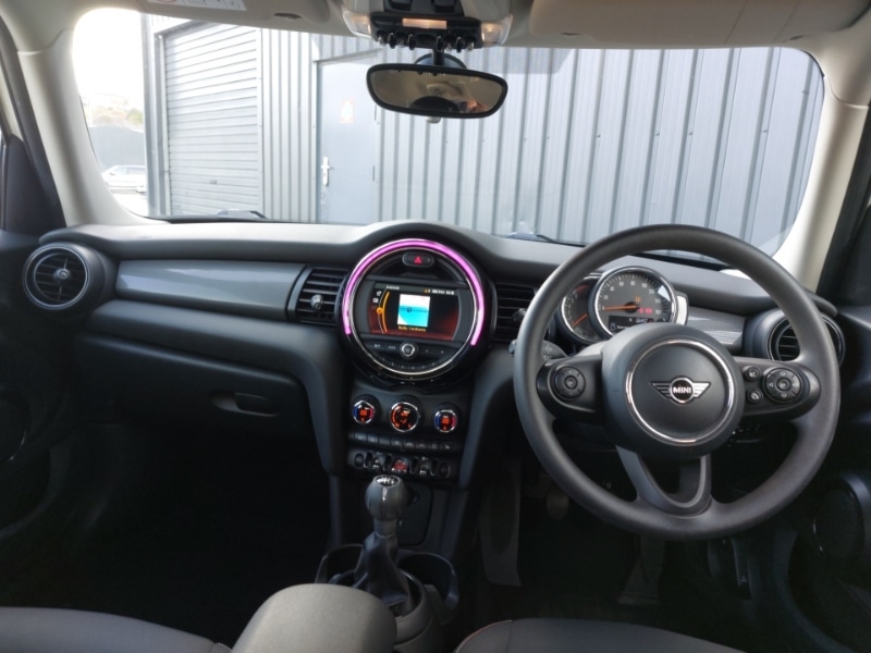 Used MINI Hatch 2019 for sale - 78113736: Photo 2