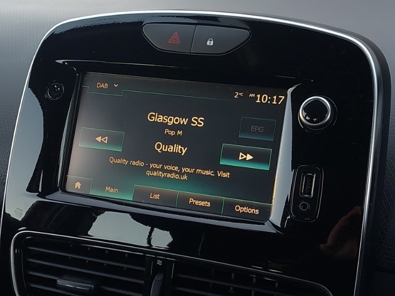 Used Renault Clio 2016 for sale - 76726334: Photo 11